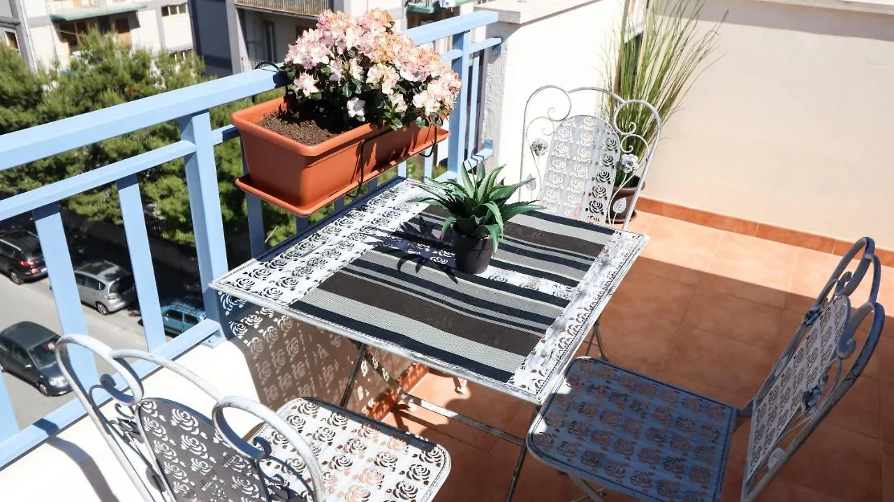Zen Home Syracuse 0*,  Italy